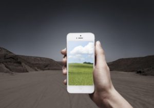 夜間モード Iphone画面の明るさを色反転させる機能が使えるので紹介してみた Iphoneのつかいかた